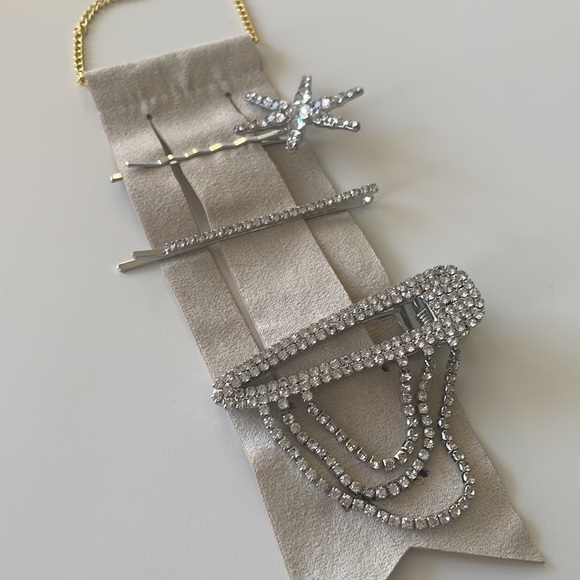Express Hair Accessories | Crystal Hair Clips - Picture 3 of 5